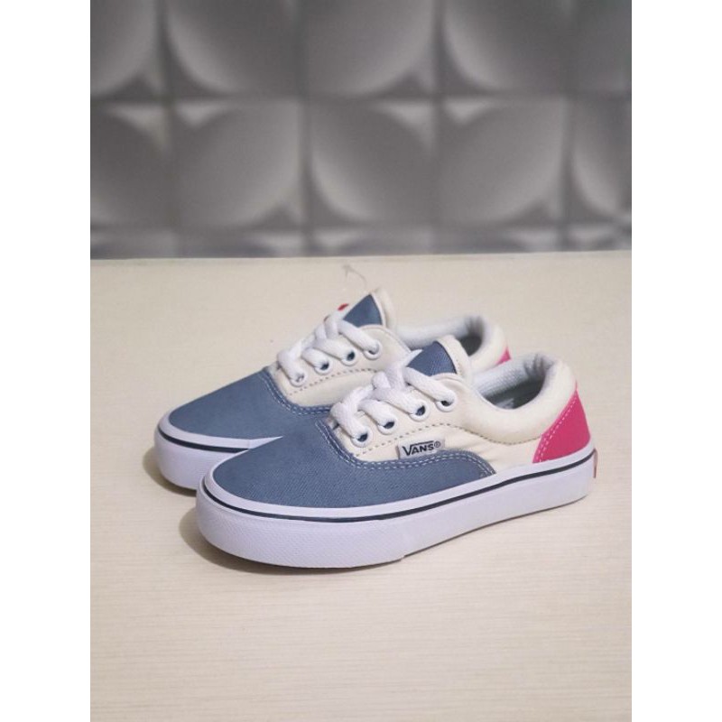 sepatu anak perempuan Vans Autentic White/Gray/Pink