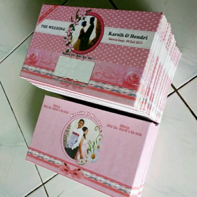 Undangan pernikahan hard cover full colour gratis desain murah