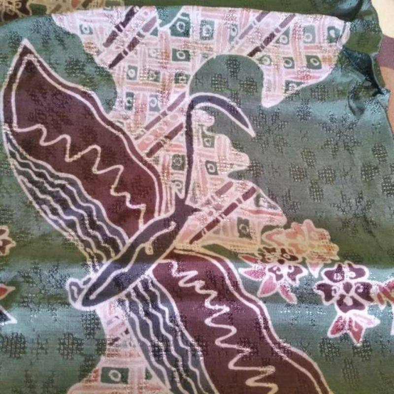 kain sutra tenun makassar