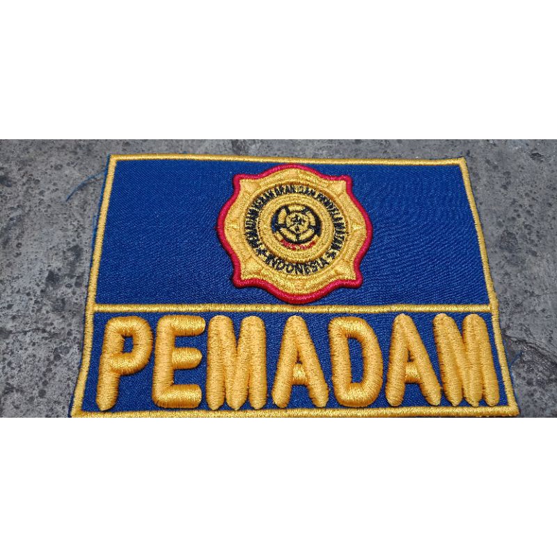 badge bordir timbul pemadam+lencana pemadam