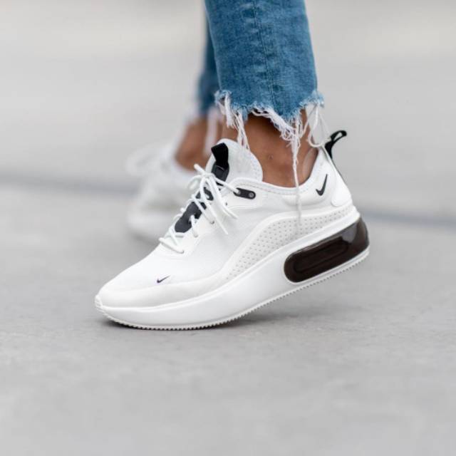 nike dia