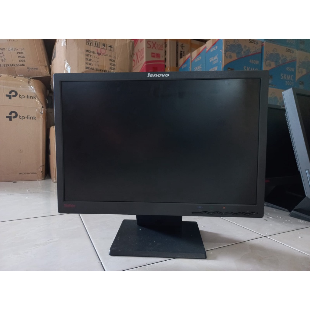 ThinkVision L197 Monitor LCD LENOVO 19 inch wide screen