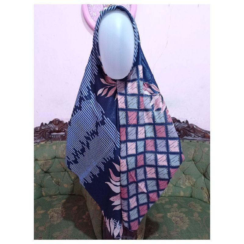 HIJAB/JILBAB SEGI EMPAT UMAMA LUXURY PRINT MOTIF