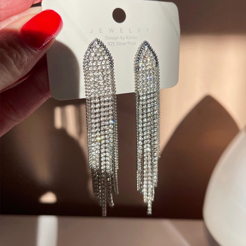 Anting Rumbai Panjang Bahan 925 Silver Needle Aksen Kristal Berlian Geometris Gaya Vintage