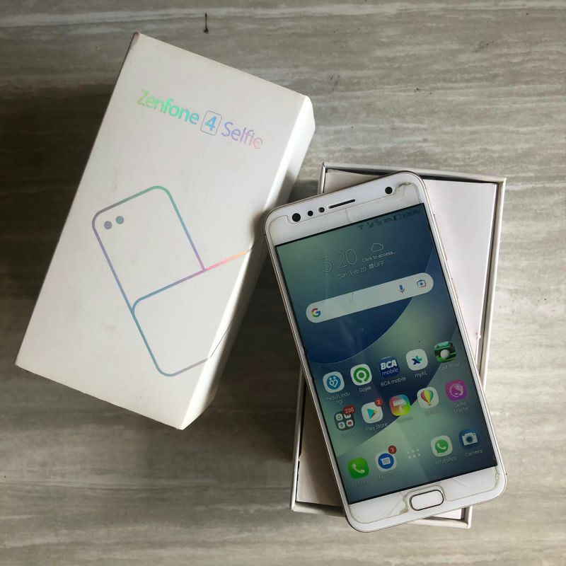 BEKAS HP ASUS ZENFONE 4 SELFIE 64 GB RAM 4 GB FINGERPRINT