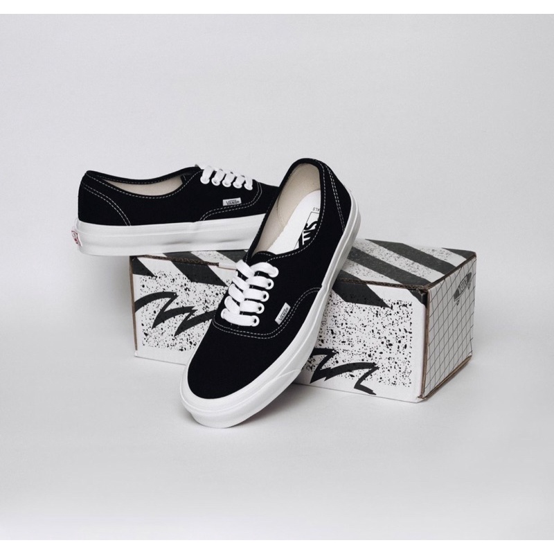 V4ns Vault OG Authentic Black White Original