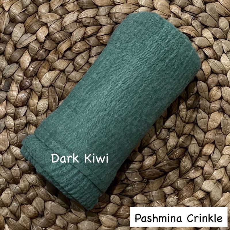 Pashmina crinkle Part 1 Hijab pasmina kusut Lavanya By Azzara-Dark Kiwi