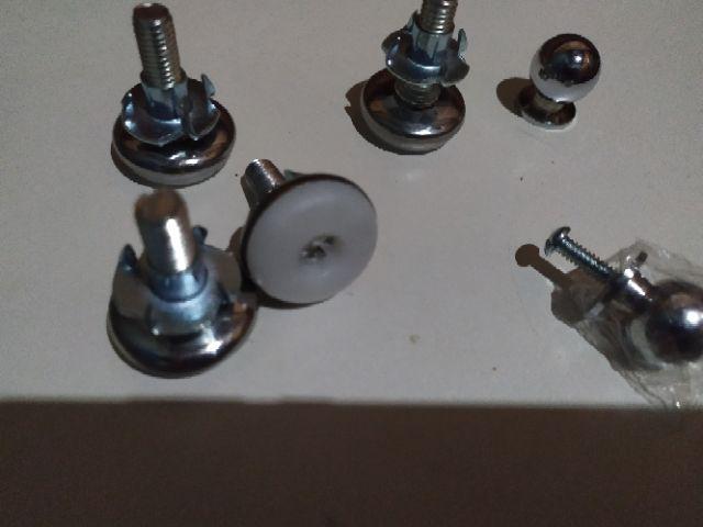 Kaki Stabil Cys Nylon Putih Termurah Sofa Kursi Rak Diameter 2,5 Cm