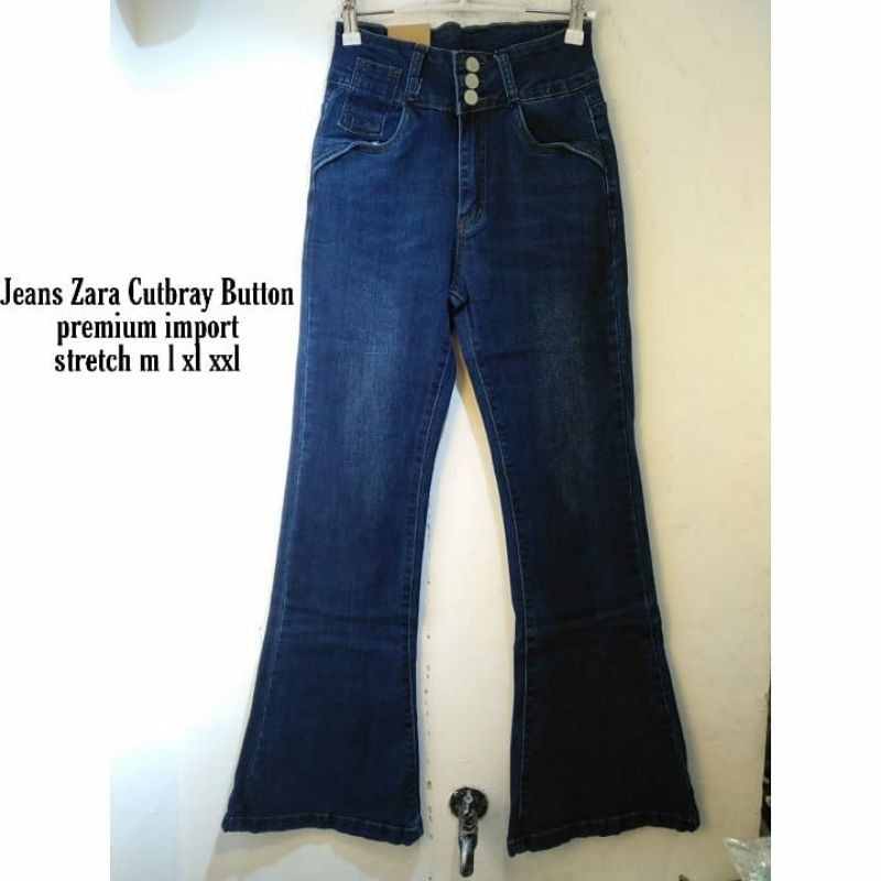 New NewJeans cutbray zara button