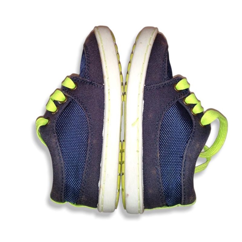 Sepatu Anak - Kids Shoes Oshkosh B'gosh size 27