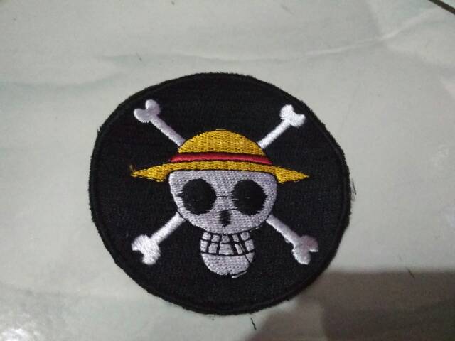 Emblem patch bordir one piece logo