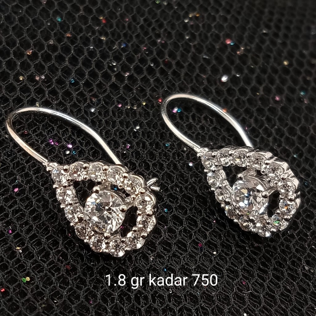 NEW Anting Emas 17 K - 1.8 gr Kadar 750 - 2933