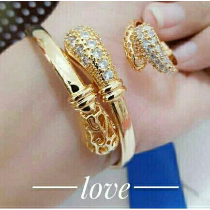 SET Gelang Tangan FREE Cincin Cobra 24k