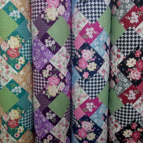 Kain katun jepang motif Peach Wok bunga besar lebar 1.50m