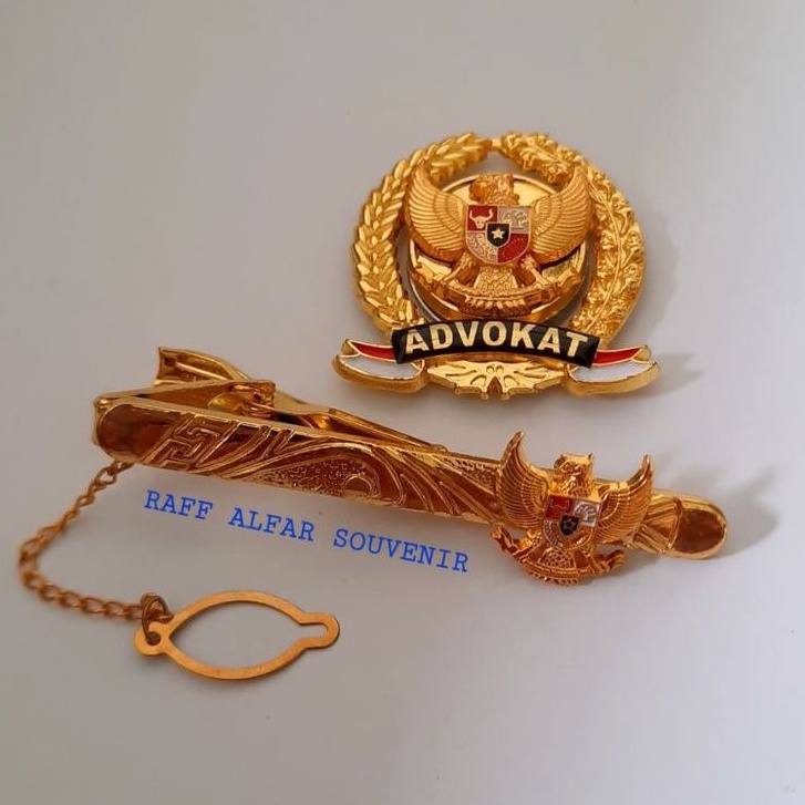 PIN ADVOKAT GARUDA DAN JEPIT DASI GARUDA