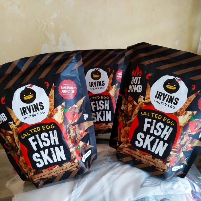 

IRVINS Hot Bomb Salted Egg Fish Skin 105 Gram (Made in Singapore)