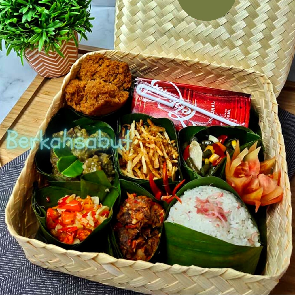 Besek bambu sepasang ukuran 25x25 - Besek tempat nasi murah