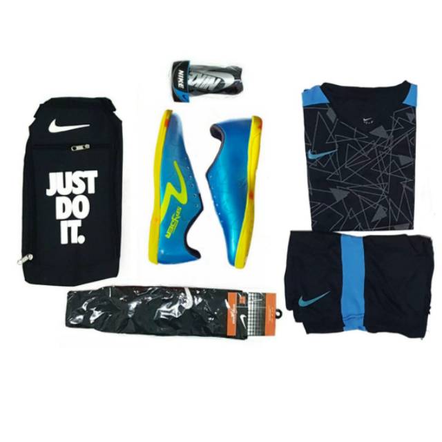 Sepatu futsal specs grade original + jersey cocok buat yang hobby futsal