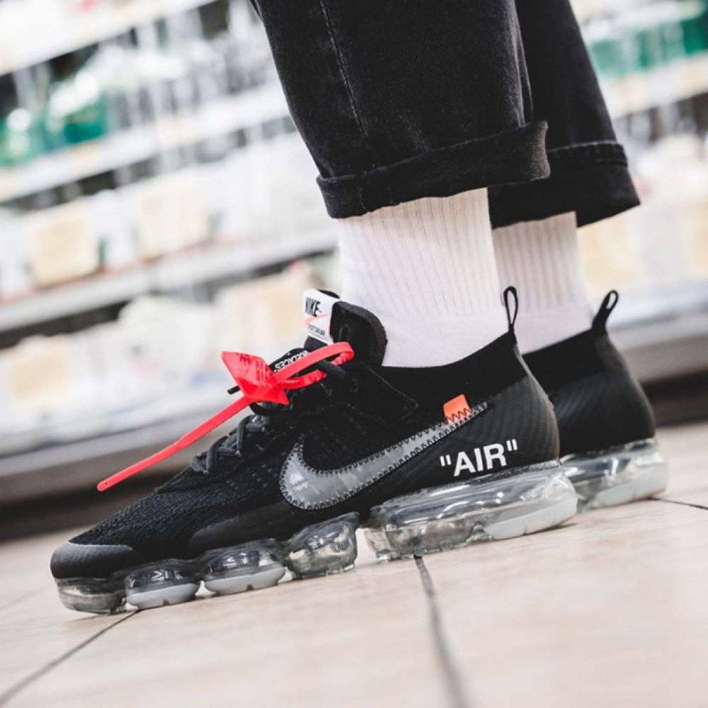 Sepatu 1:1 / Unauthorized Authentic (UA) Off-White x Nike Air VaporMax Men  – Black/Total Crimson