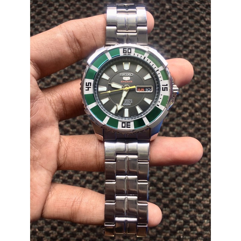 Bekas / Second / Preloved Jam Tangan Pria Klasik ORIGINAL SEIKO 5 SPORTS Automatic