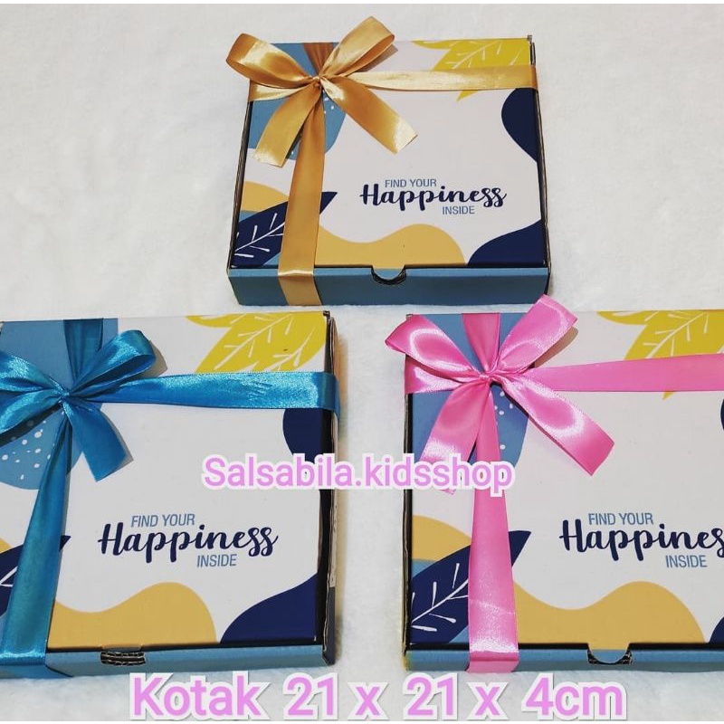 HAMPERS BAYI NEWBORN VELVET JUNIOR / KADO LAHIRAN BAYI MURAH-1