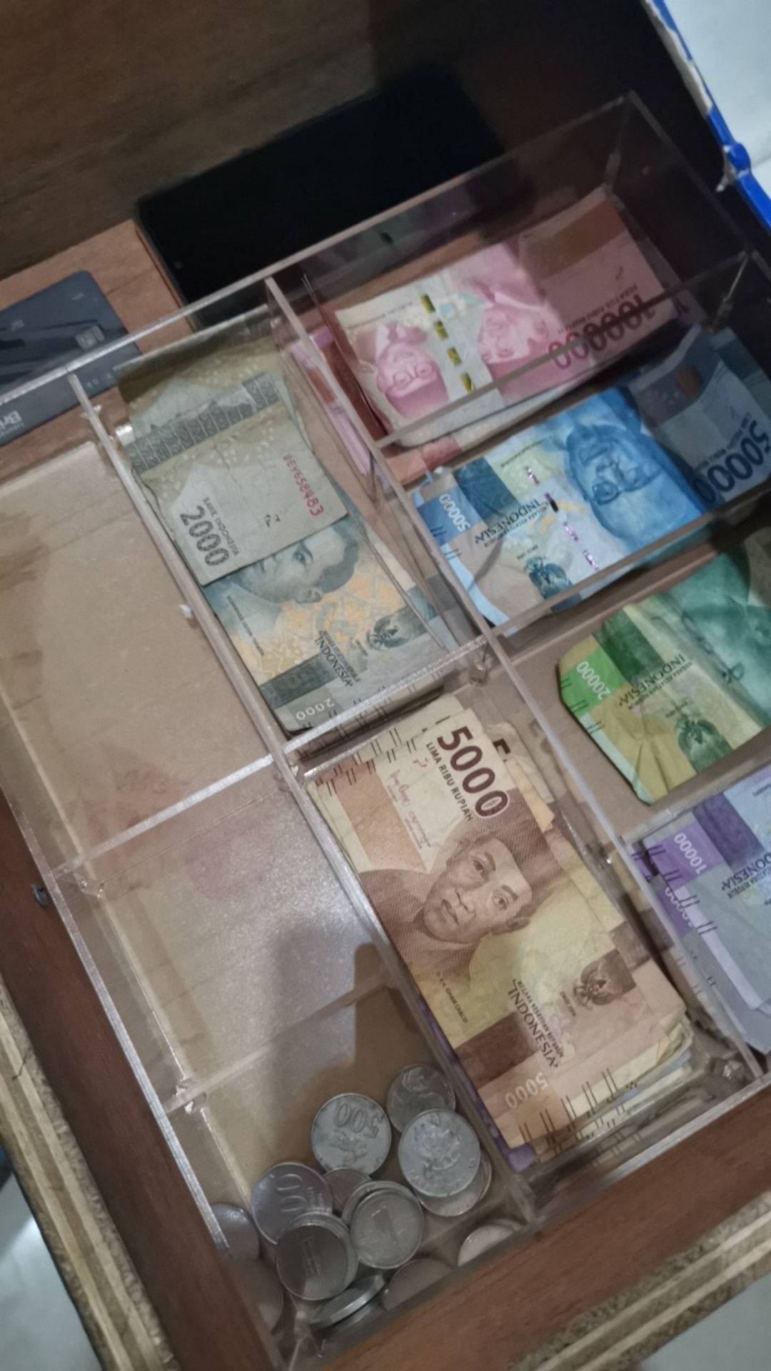 Tempat Uang (acrylic 3mm)