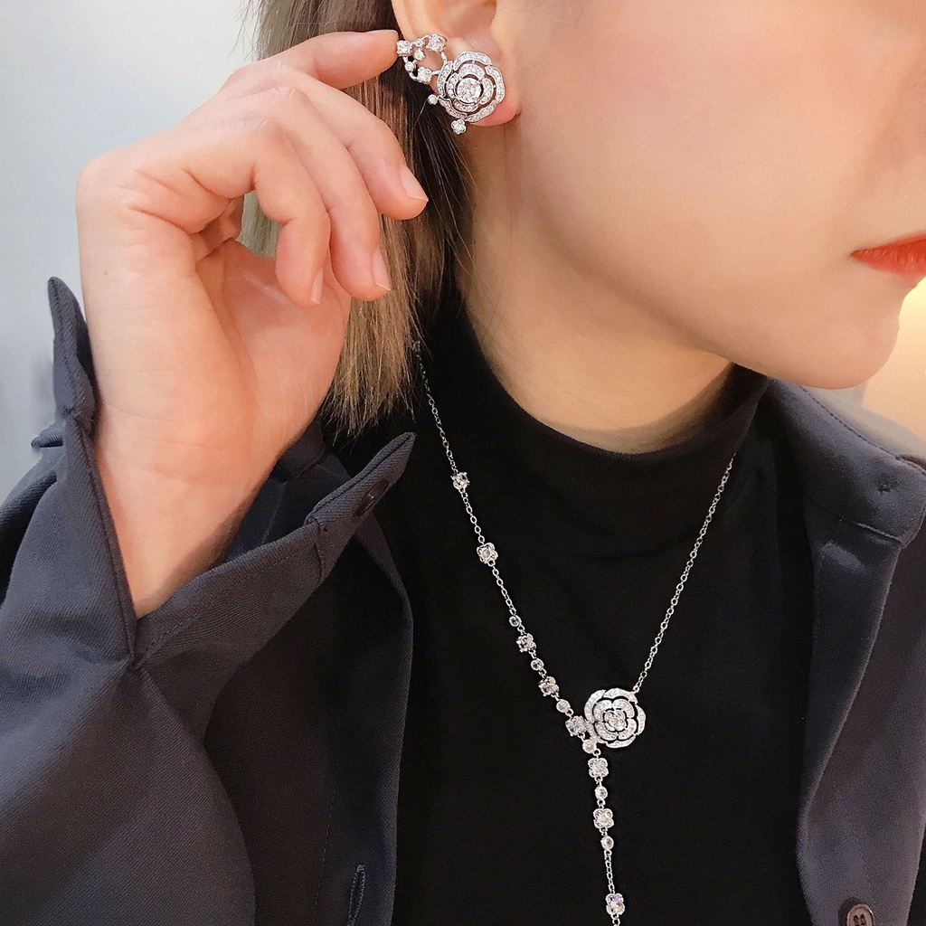 Hu Hu Hu Hu Hu Alat Bantu Pasang Kacamata♡ Kalung Gelang Stud Desain Camellia Bahan Tembaga Gaya Vintage Untuk Wanita