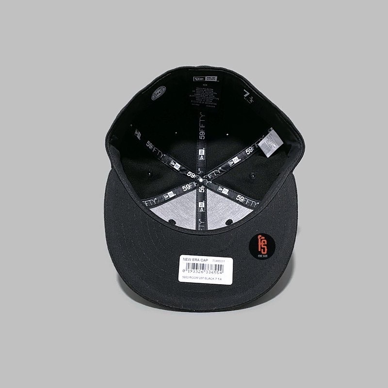 TOPI NEW ERA ORIGINAL 5950 ROOM 237 THE SHINING BLACK