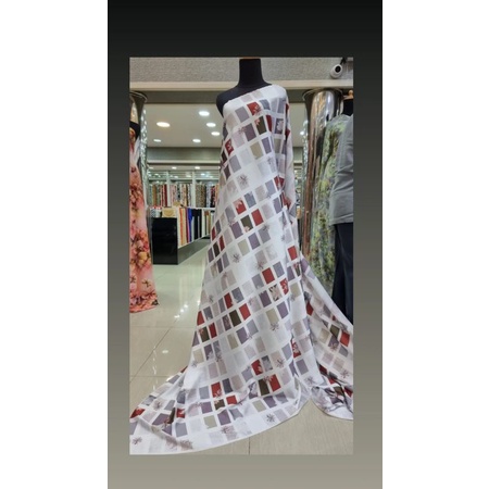 Kain Italian Silk Sutra Motif Ori