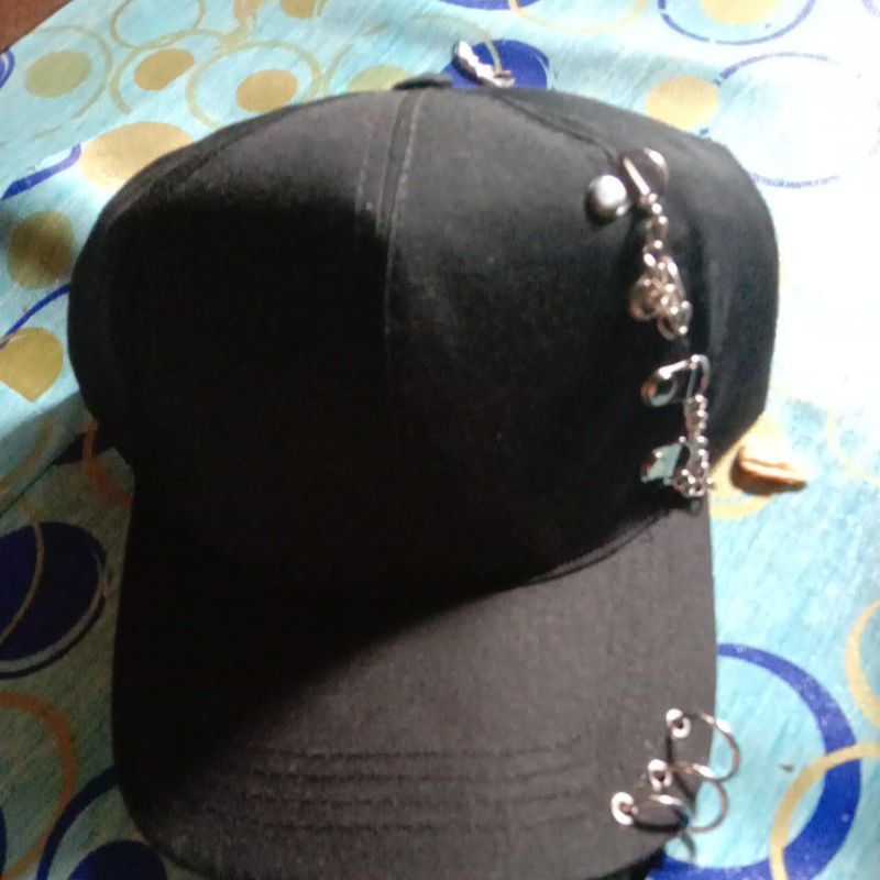 topi rantai