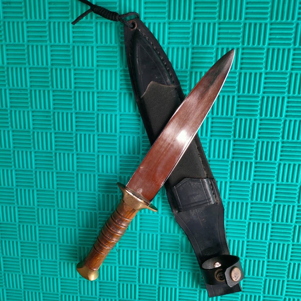 Belati - Peralatan Olah Raga Pencak Silat