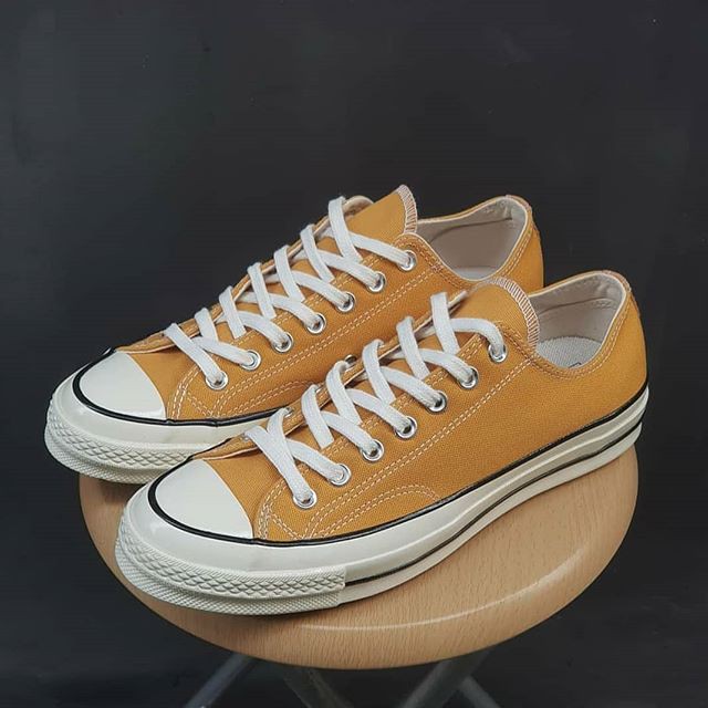 converse low top yellow