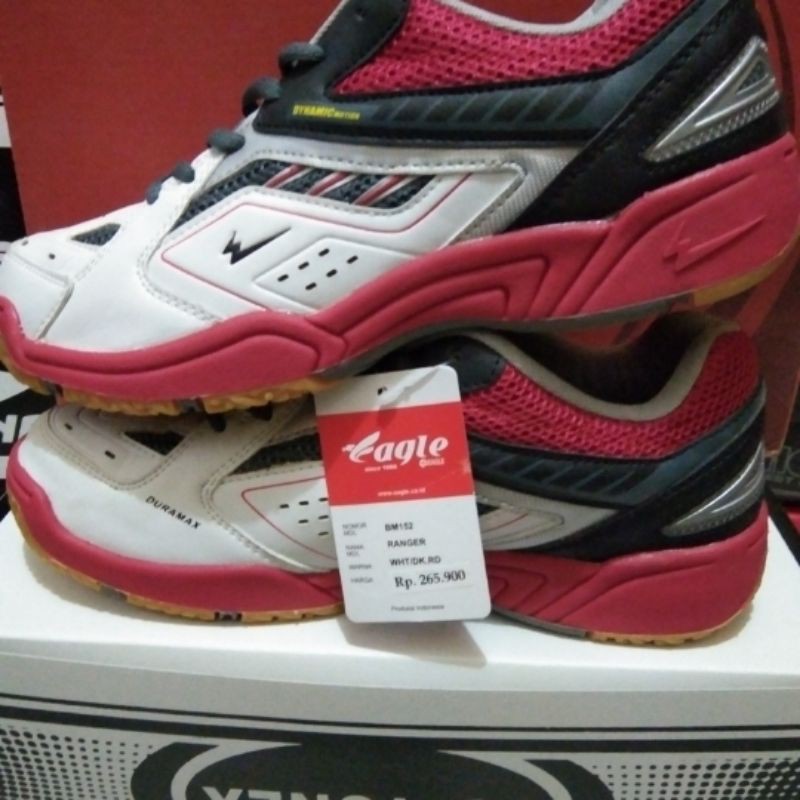 sepatu olahraga Eagle