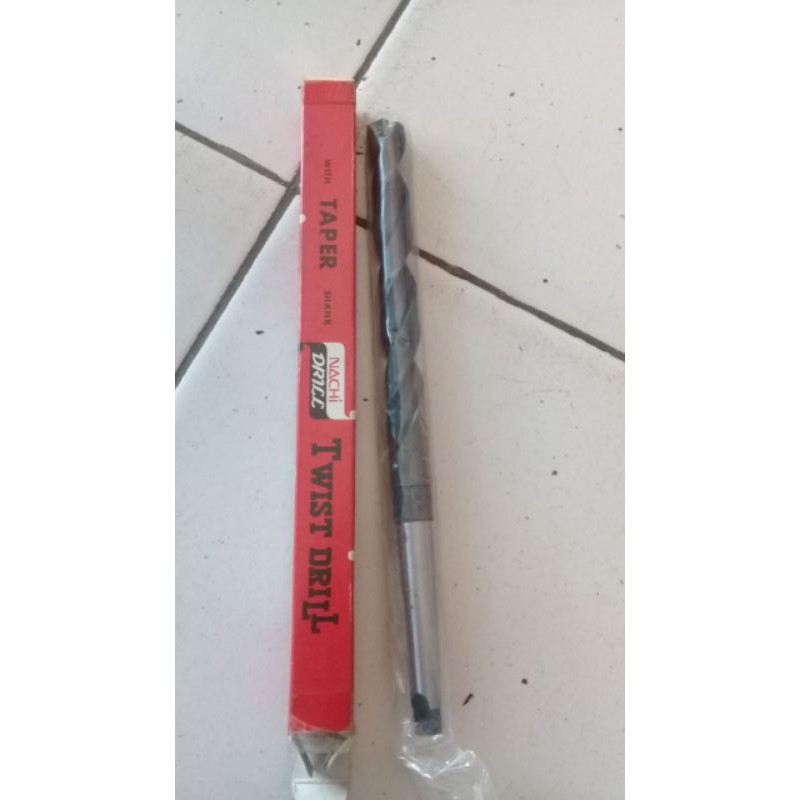 Mata bor buat mesin bubut merek Nachi ukuran 14mm