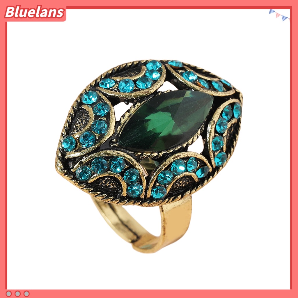 Cincin Berlian Imitasi Bentuk Oval Bahan Alloy Untuk Wanita