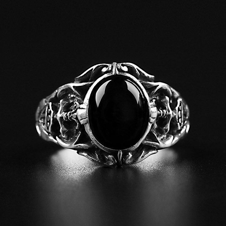 Cincin Baja Titanium Perak Antik Batu Akik Hitam Pria Punk Fashion Perhiasan Batu Permata Kristal Finger Rings