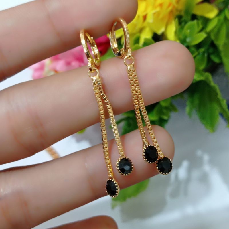 anting dewasa permata zircon hitam