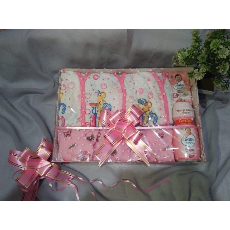 kado bayi / kado lahiran / hampers bayi / kado jenguk bayi
