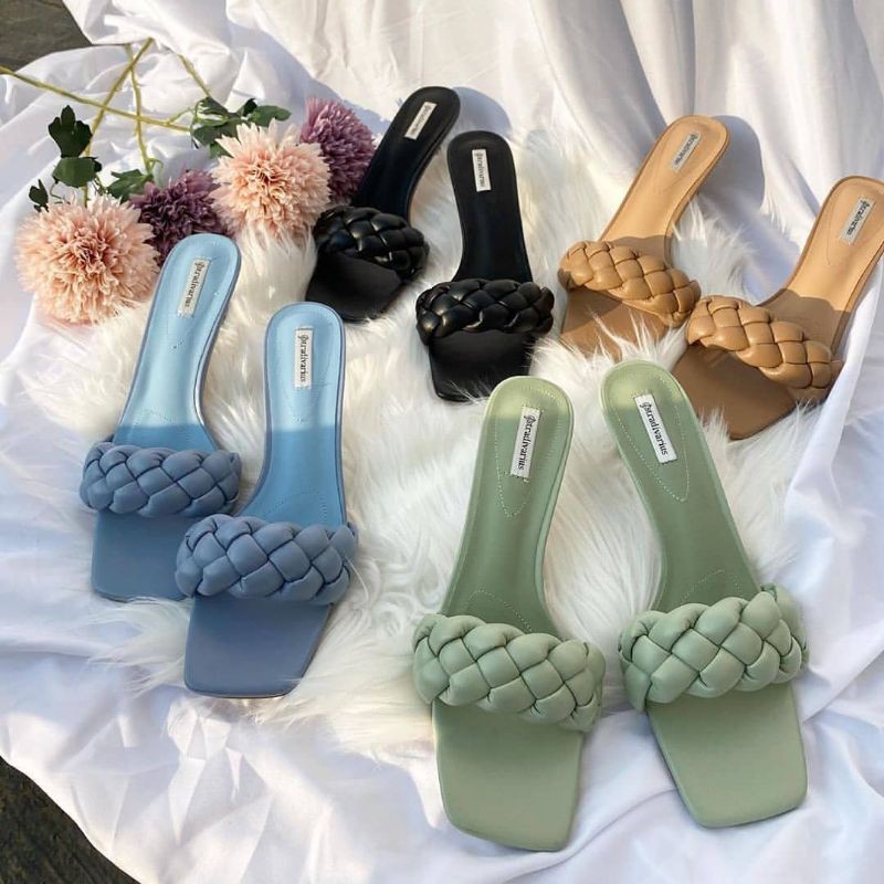 Heels Stradivarius 01