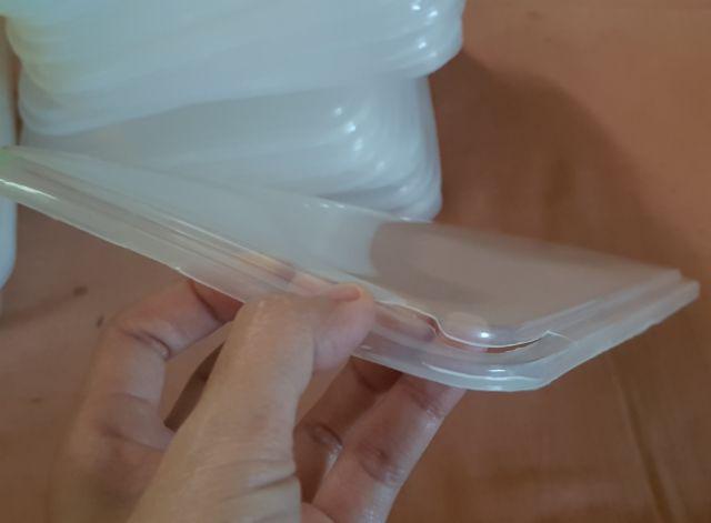 Kotak Makan Plastik Sekat 3+1 Warna Warni Dgn Tutup/ Box Bento Sekat