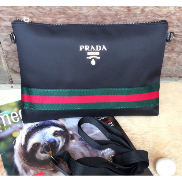 CD Wanita Tas waterproof  Clutch Pria wanita  PRADA Murah