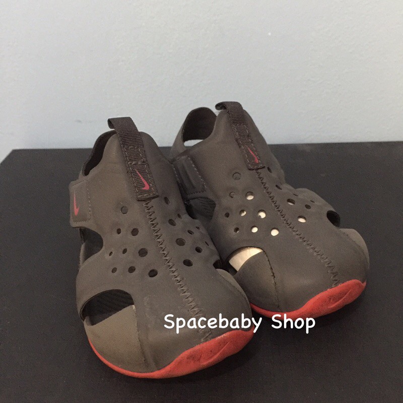 PRELOVED SEPATU SANDAL NIKE