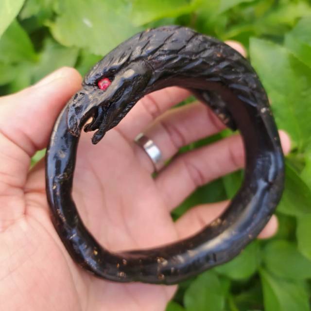 Gelang Akar Bahar Hitam Ukir Elang