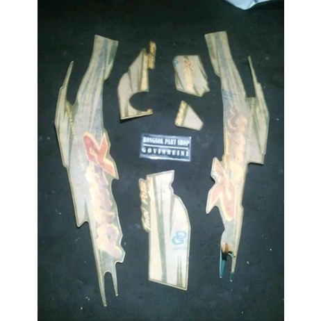 striping stiker sticker lis kawasaki kaze r 1996 1997 96 97 98 ijo hijau original