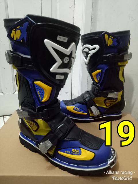 YMX READY SEPATU BOTS ORIGINAL RNL