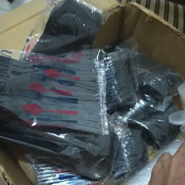 Sendok Makan Plastik Warna Hitam