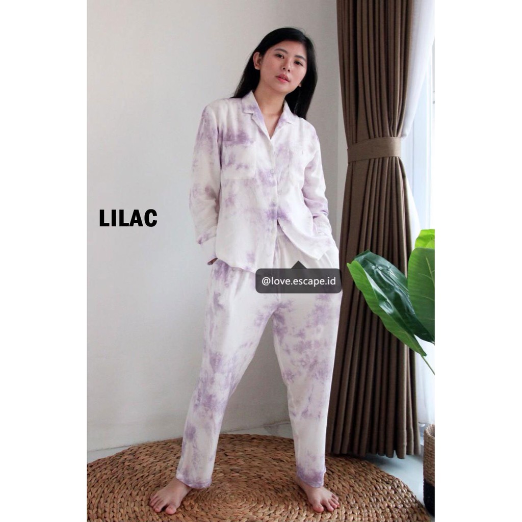 LOVE ESCAPE Piyama Tie Dye Set Piyama Tie Dye Lengan LOVE ESCAPE Piyama Tie Dye Set Piyama Tie Dye Lengan