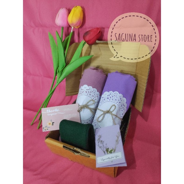 

Hampers Hijab Bella Square&Pashmina kecil/Kado Wisuda/Ulang Tahun/Gift Box/Graduation Gift/Gift Box