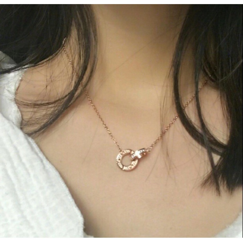 Klasik 18 K Rose Gold Kalung Cinta Ganda Cincin Seri Kalung Penuh Berlian Klavikula Rantai