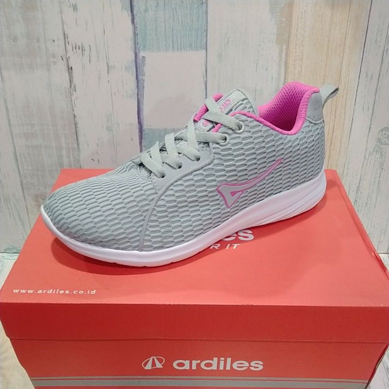 sepatu Sneakers Cewek ARdiles